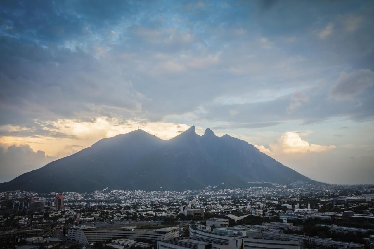 One Monterrey Tecnologico Otel Dış mekan fotoğraf